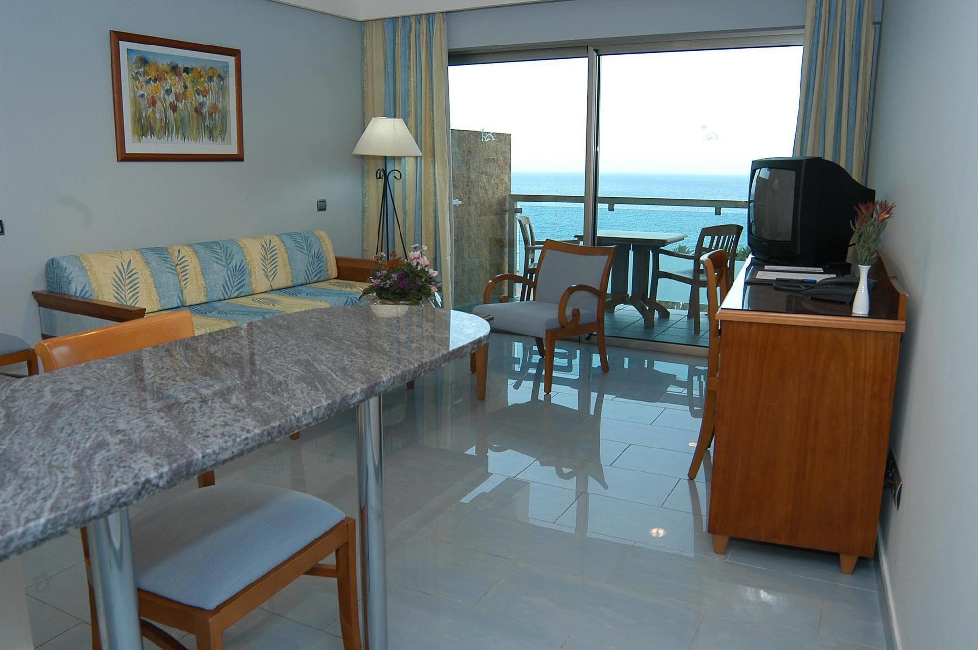 Apartamentos Marinasol Playa Del Aguila  Exterior photo